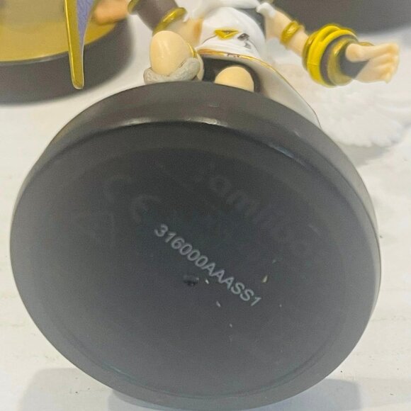 SUPER SMASH BRO NINTENDO AMIBO~Link~ Street Fighter Ry4~ Corrin Player~and MORE - Picture 11 of 14